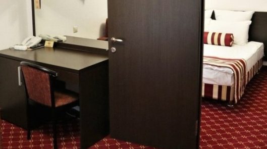 Полулюкс на пруд (1 корп.)
